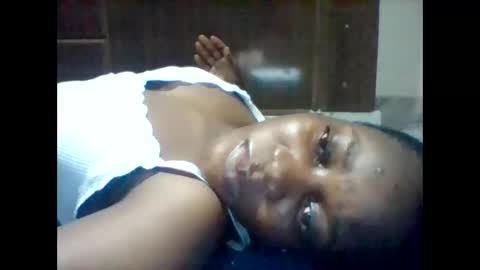 Snapshot of zainxxxx chatting on 04-28-26, 11:21 zainxxxx online show from 04-28-26, 11:21