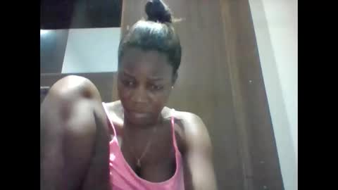 Snapshot of zainxxxx chatting on 05-08-26, 10:59 zainxxxx online show from 05-08-26, 10:59