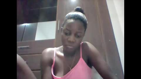 Snapshot of zainxxxx chatting on 05-11-26, 03:34 zainxxxx online show from 05-11-26, 03:34