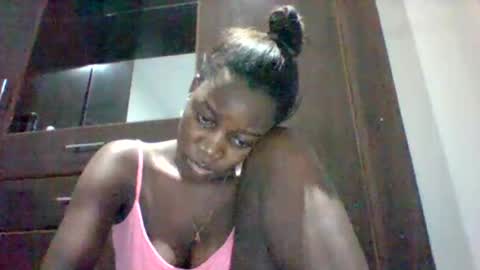 Snapshot of zainxxxx chatting on 05-11-26, 05:43 zainxxxx online show from 05-11-26, 05:43