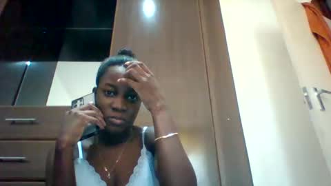 Snapshot of zainxxxx chatting on 05-12-26, 09:28 zainxxxx online show from 05-12-26, 09:28