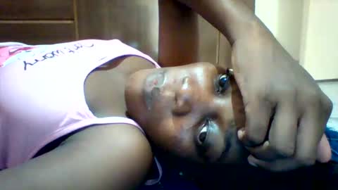 Snapshot of zainxxxx chatting on 05-26-26, 10:33 zainxxxx online show from 05-26-26, 10:33