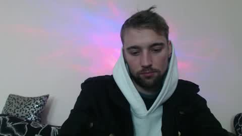 Snapshot of zakonezach chatting on 12-11-24, 06:14 zakonezach online show from 12-11-24, 06:14