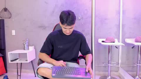 Samuel online show from 06-08-26, 07:25