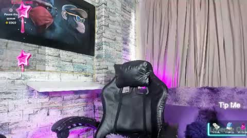 Snapshot of zamara_kleii chatting on 07-14-26, 09:20 Zamara Kleii online show from 07-14-26, 09:20
