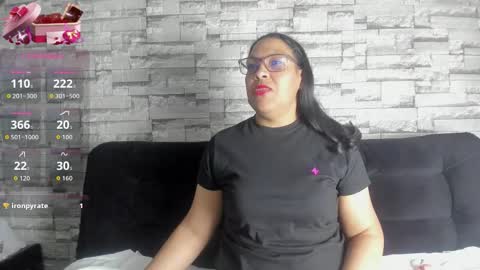 Danna online show from 10-29-25, 12:24