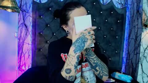   online show from 09-17-25, 06:42