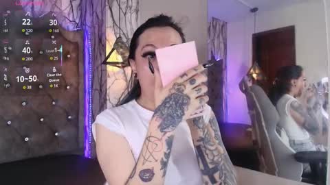   online show from 11-21-25, 06:17