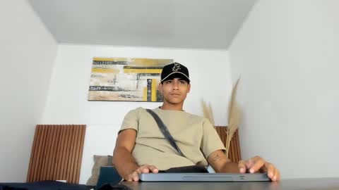 Zander online show from 02-21-26, 02:18