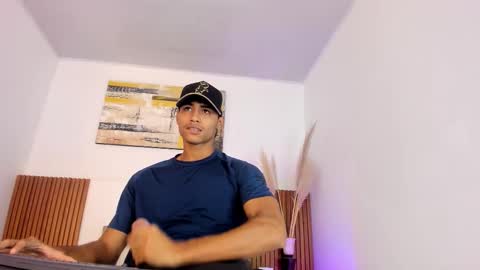 Zander online show from 03-04-26, 01:17