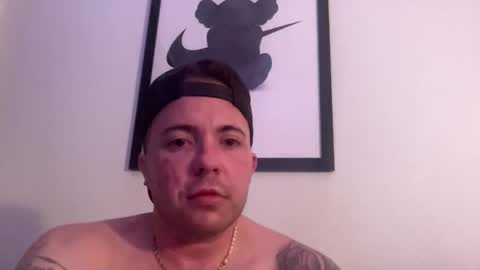 Hung 10 X 6.5 online show from 01-11-26, 09:58