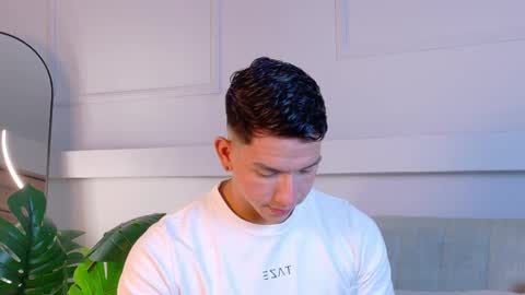 Zane Dawson online show from 04-02-26, 07:44