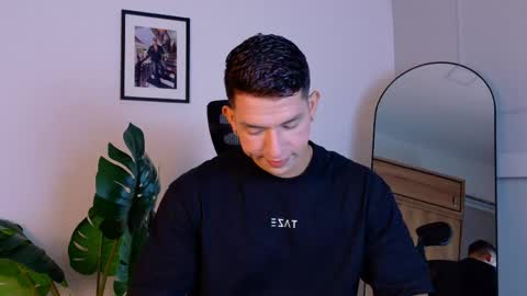 Zane Dawson online show from 04-27-26, 07:45