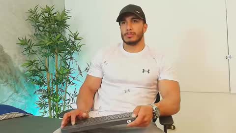 zanemaverick online show from 12-22-25, 12:02