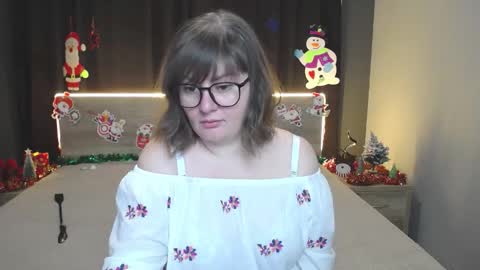 zannadreil online show from 12-17-25, 06:58