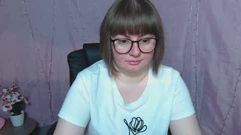Snapshot of zannadreil chatting on 05-06-26, 06:35 zannadreil online show from 05-06-26, 06:35