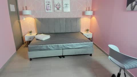 Zara Sweet  online show from 02-12-25, 01:48