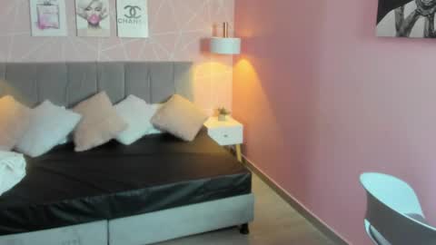 Zara Sweet  online show from 04-14-26, 03:07