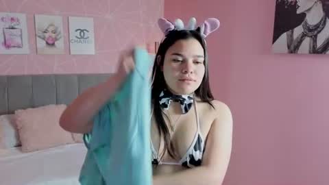Zara Sweet  online show from 06-17-26, 02:18