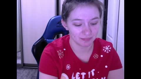 Snapshot of zara_golden chatting on 01-02-25, 04:09 chaturcum online show from 01-02-25, 04:09