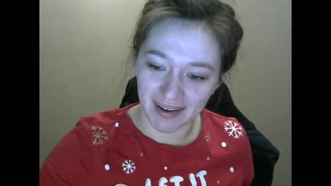 Snapshot of zara_golden chatting on 01-18-25, 04:04 chaturcum online show from 01-18-25, 04:04