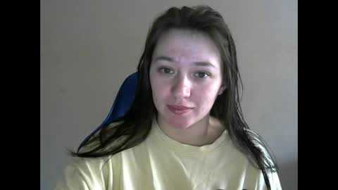 Snapshot of zara_golden chatting on 01-27-25, 06:19 chaturcum online show from 01-27-25, 06:19