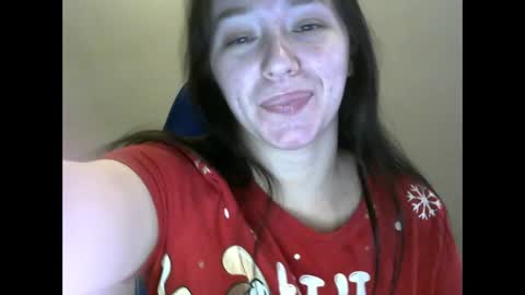 Snapshot of zara_golden chatting on 01-31-25, 10:42 chaturcum online show from 01-31-25, 10:42