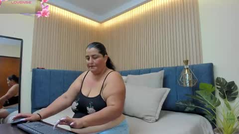 Snapshot of zara_milf_ chatting on 05-07-26, 12:10 zara online show from 05-07-26, 12:10