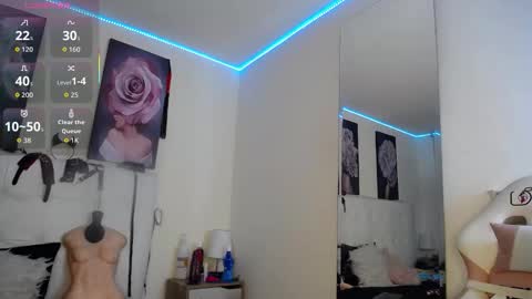 Zarah online show from 03-14-26, 02:44