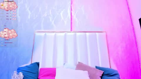 Snapshot of zarahfoster chatting on 12-09-24, 10:30 online show from 12-09-24, 10:30