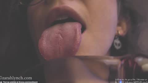 Miss Lynch   Next show  2911 online show from 03-06-25, 03:35