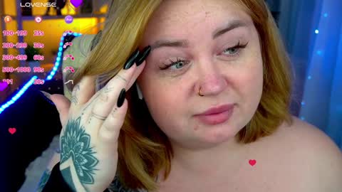 Snapshot of zarareign_ chatting on 01-18-25, 01:52 Lola online show from 01-18-25, 01:52