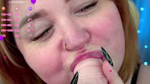 Snapshot of zarareign_ chatting on 02-07-25, 03:34 Lola online show from 02-07-25, 03:34