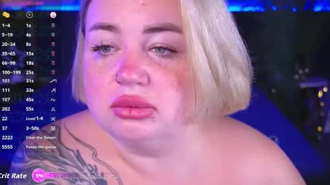 Snapshot of zarareign_ chatting on 09-17-25, 07:15 Lola online show from 09-17-25, 07:15