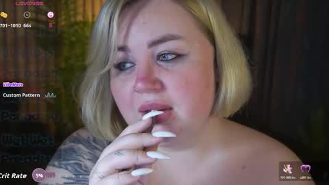 Lola online show from 12-03-25, 08:18