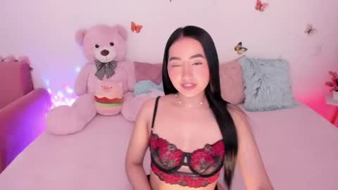 Snapshot of zaratorres_ chatting on 05-22-26, 10:43 Zara online show from 05-22-26, 10:43