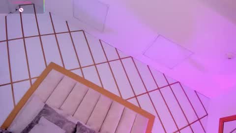 Zara Vesari online show from 03-14-26, 08:03