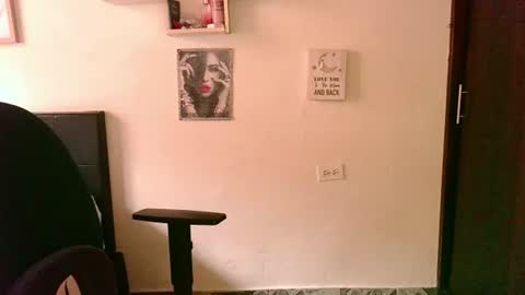 Snapshot of zaray_45bella chatting on 07-01-26, 03:45 zaray online show from 07-01-26, 03:45