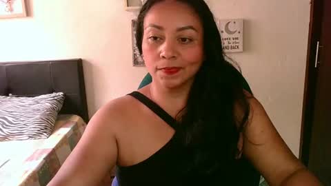 Snapshot of zaray_45bella chatting on 07-23-26, 07:12 zaray online show from 07-23-26, 07:12