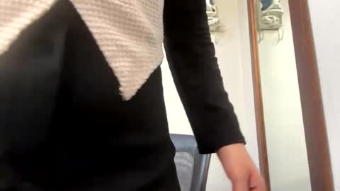 zarayaa_v online show from 01-14-26, 11:42