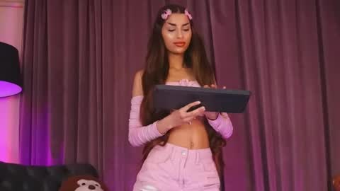 Snapshot of zariaavera chatting on 05-24-26, 08:47 zariaavera online show from 05-24-26, 08:47