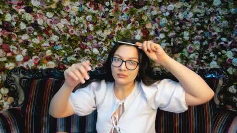 Zarifa online show from 10-15-25, 12:05