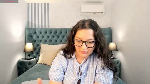 Zarifa online show from 11-29-25, 01:47