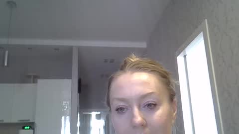 Zarina Swift online show from 05-19-26, 04:19
