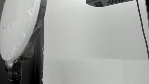 Snapshot of zarinawynne chatting on 11-23-25, 08:19 Zarina Waynne online show from 11-23-25, 08:19