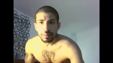 Snapshot of zayd3n69 chatting on 11-05-25, 12:10 zayden online show from 11-05-25, 12:10