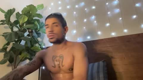 Snapshot of zayd3n69 chatting on 11-17-25, 06:14 zayden online show from 11-17-25, 06:14