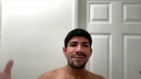 Snapshot of zayd3n69 chatting on 01-13-26, 10:37 zayden online show from 01-13-26, 10:37