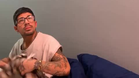 Snapshot of zayd3n69 chatting on 01-14-26, 11:27 zayden online show from 01-14-26, 11:27