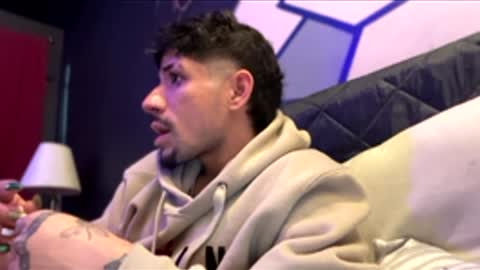 Snapshot of zayd3n69 chatting on 02-24-26, 02:15 zayden online show from 02-24-26, 02:15